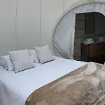 Chateau De Montabert 4* Montaulin