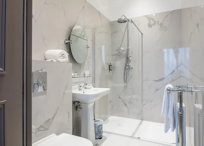 Chateau De Montabert